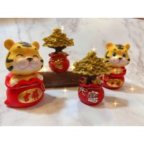 (新年招財商品) 虎握乾坤 祈福招財 擺飾品(兩個一組)